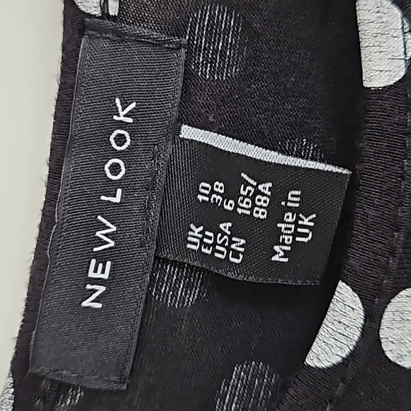 NEW LOOK Polka Dot Knit Dress - Picture 2 of 3